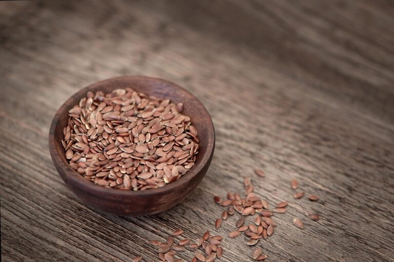 Bowl of flax seeds - a fiber-rich food that supports gut health and helps reduce inflammation through SCFA production